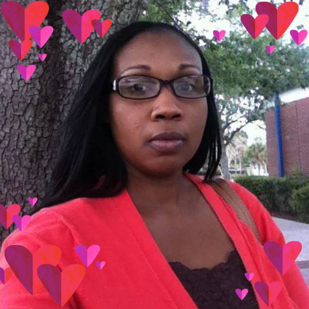 Meet your Posher, Cecele